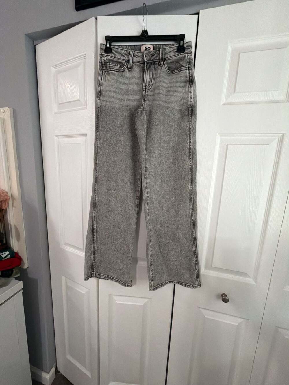 SO Women's Acid Wash Wide-Leg Jeans